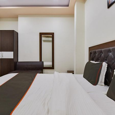 Super Hotel O Ratnam Palace 烏代浦 外观 照片