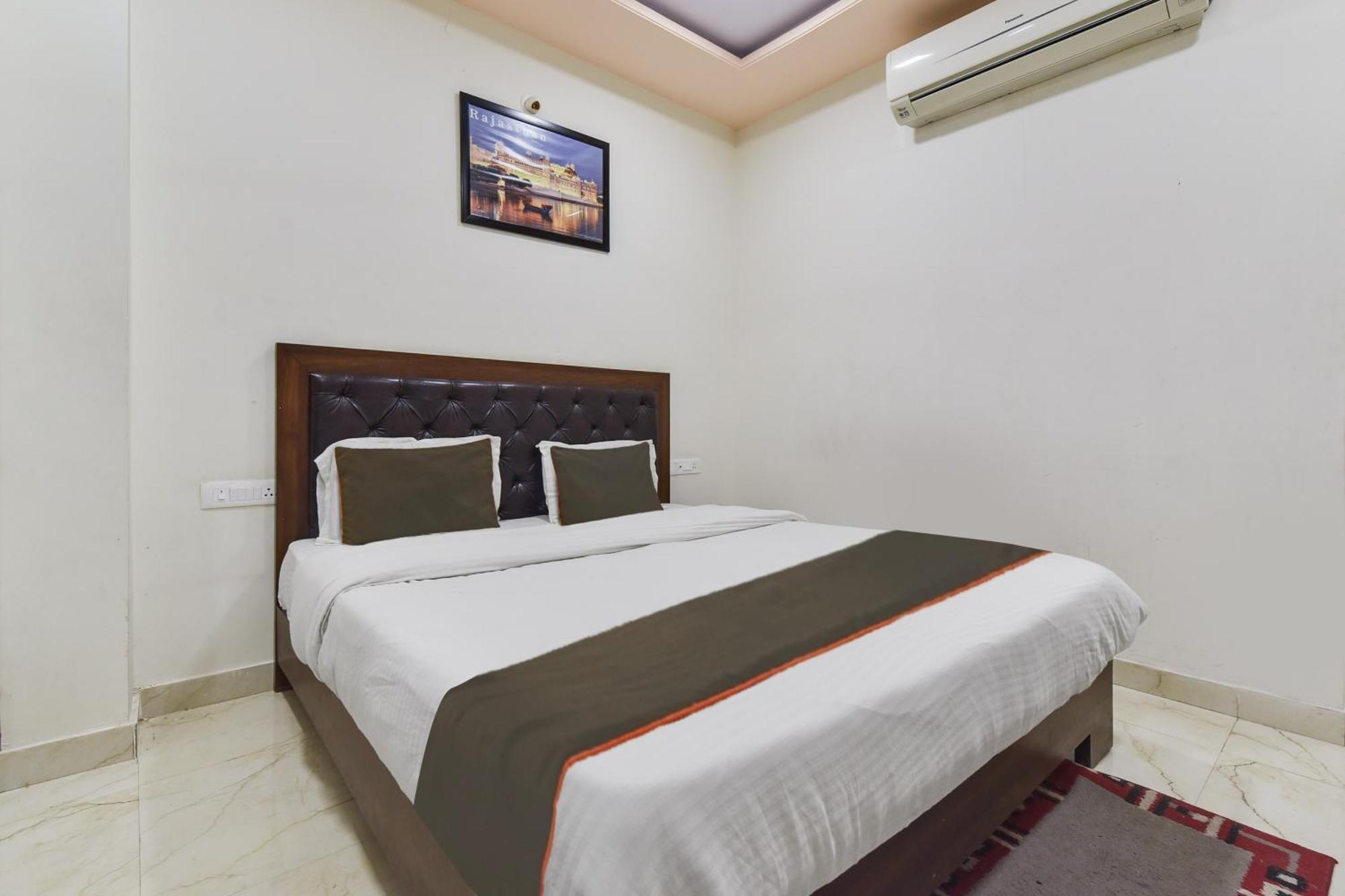 Super Hotel O Ratnam Palace 烏代浦 外观 照片